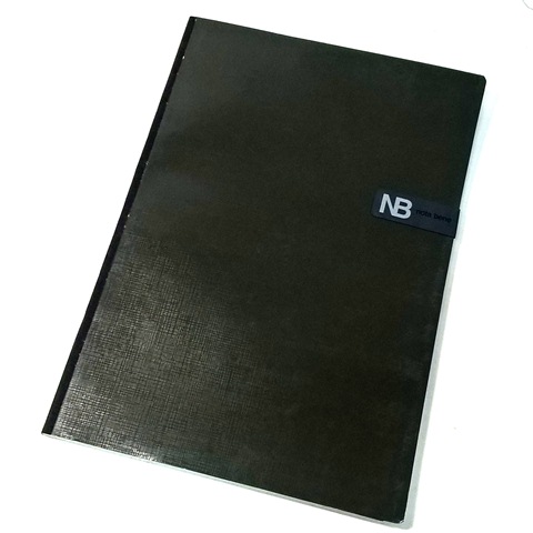 Тетрадь 120л. А4 "ONE COLOR" с магн.закладкой клетка цв.черный 39464 1/32