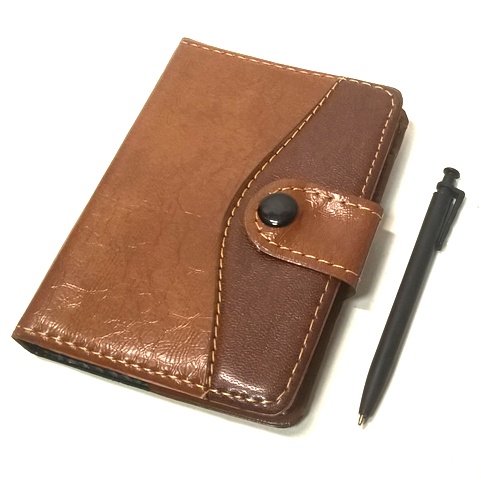 Записная книжка на кнопке 11х9 см.,цв.коричн AR-340 1/12