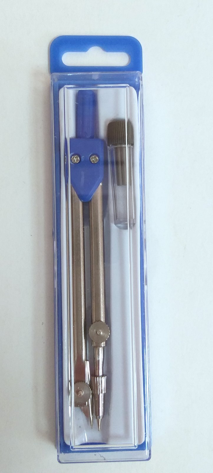 Циркуль +грифель в футляре AR-8003-3